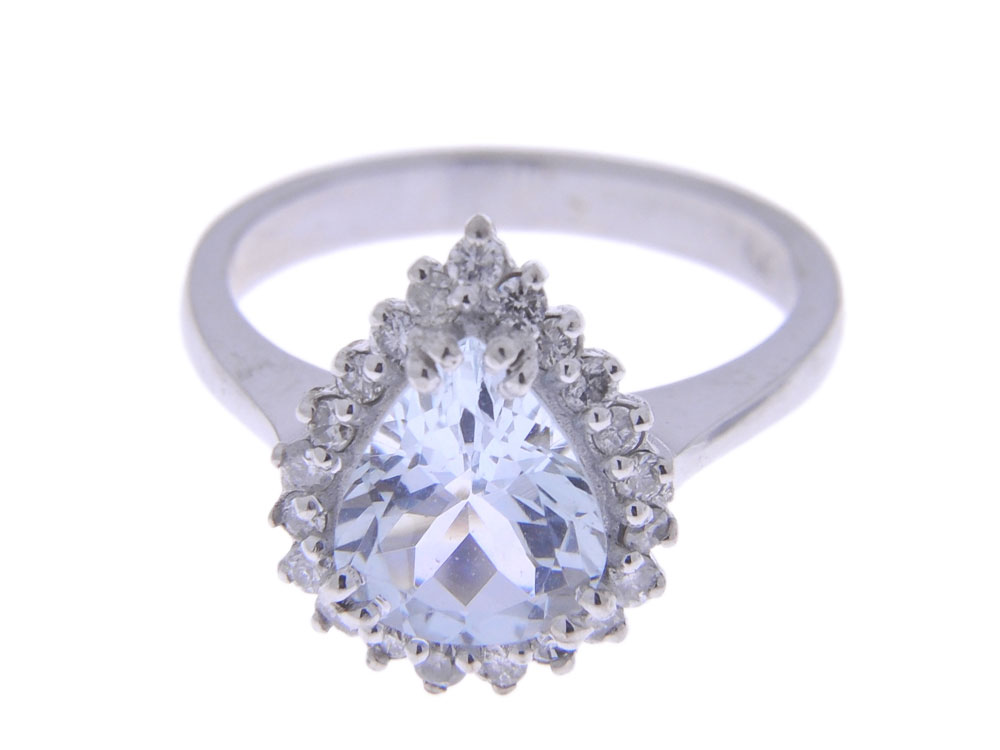 Ring with Aquamarine Ring with Aquamarine