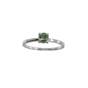 Ring with Green Sapphire